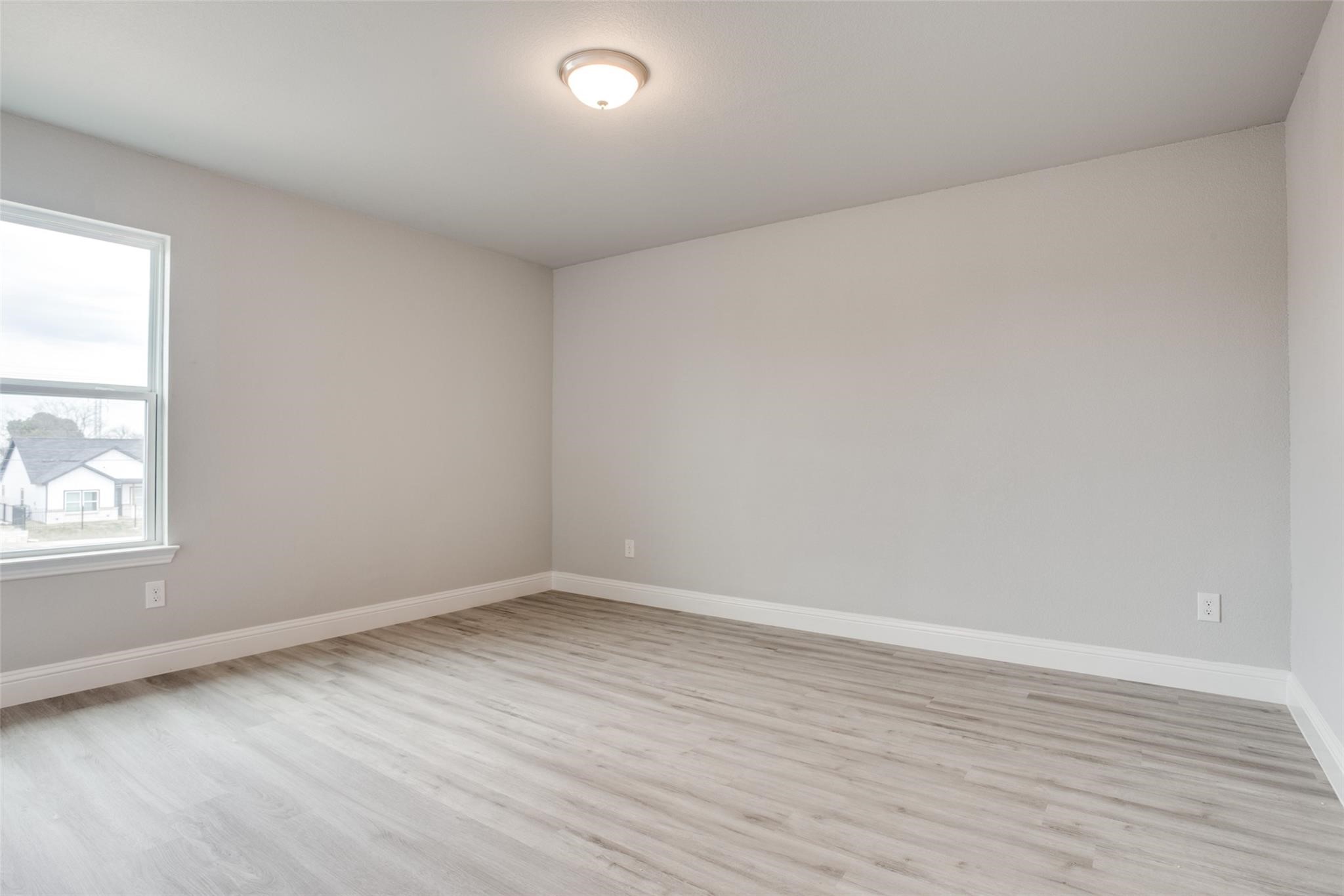 1609 Daniel Street Fort Worth TX 76104