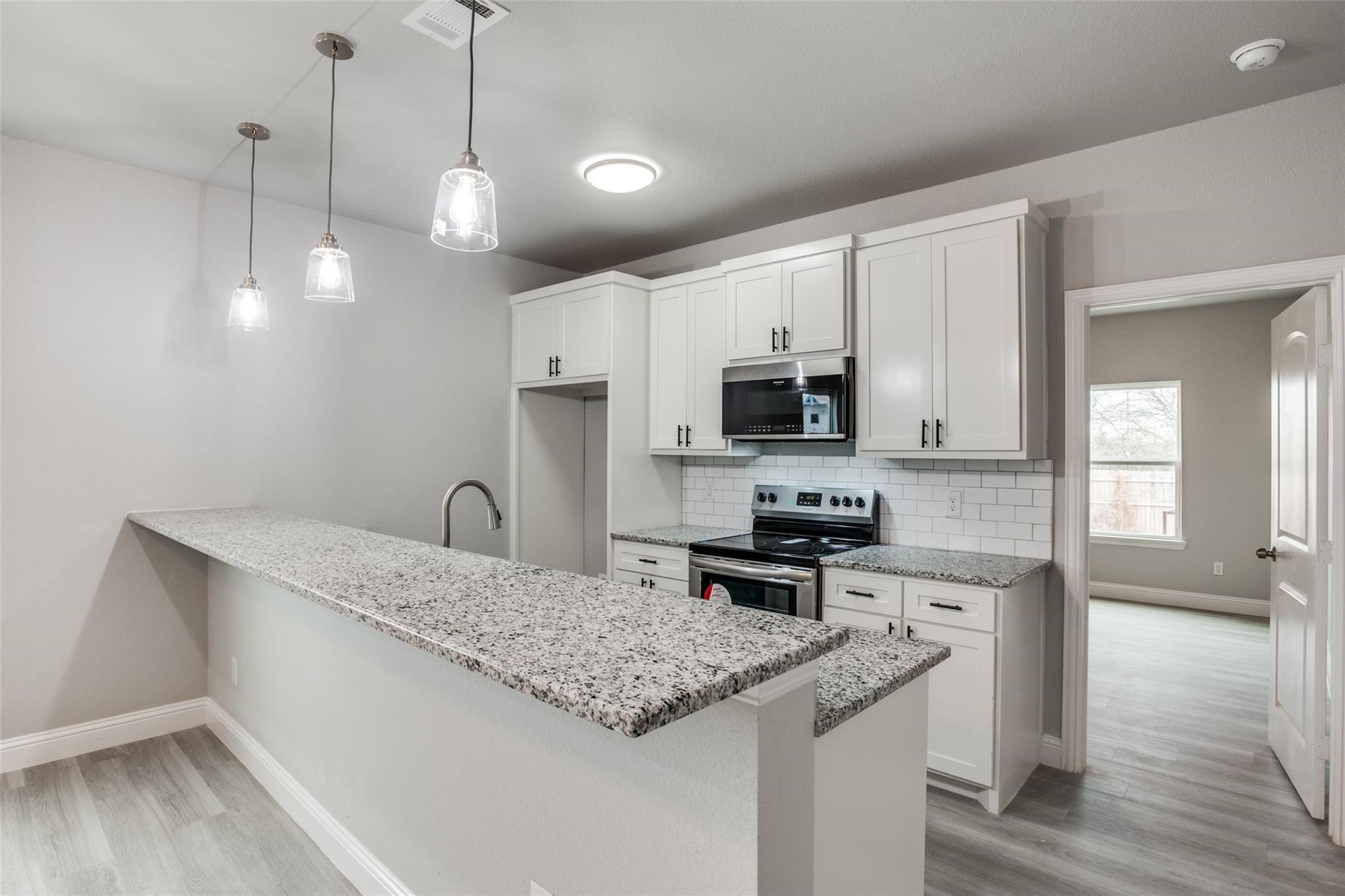 1609 Daniel Street Fort Worth TX 76104