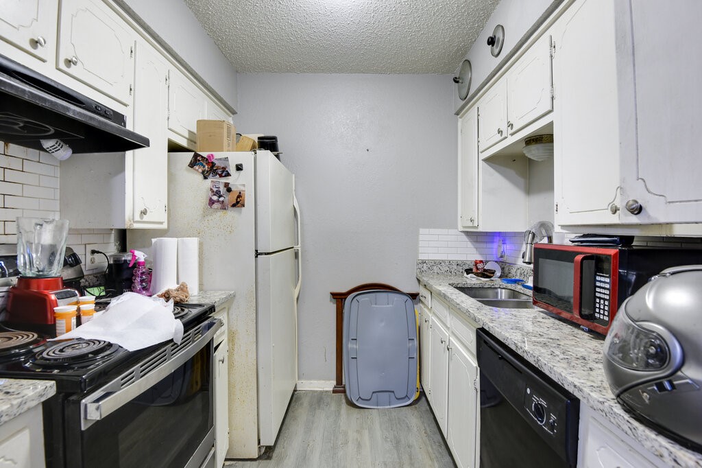 353 N Field Street Burleson TX 76028