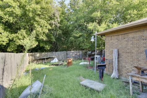 353 N Field Street Burleson TX 76028