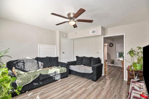 406 Dawson Circle Grand Prairie TX 75051