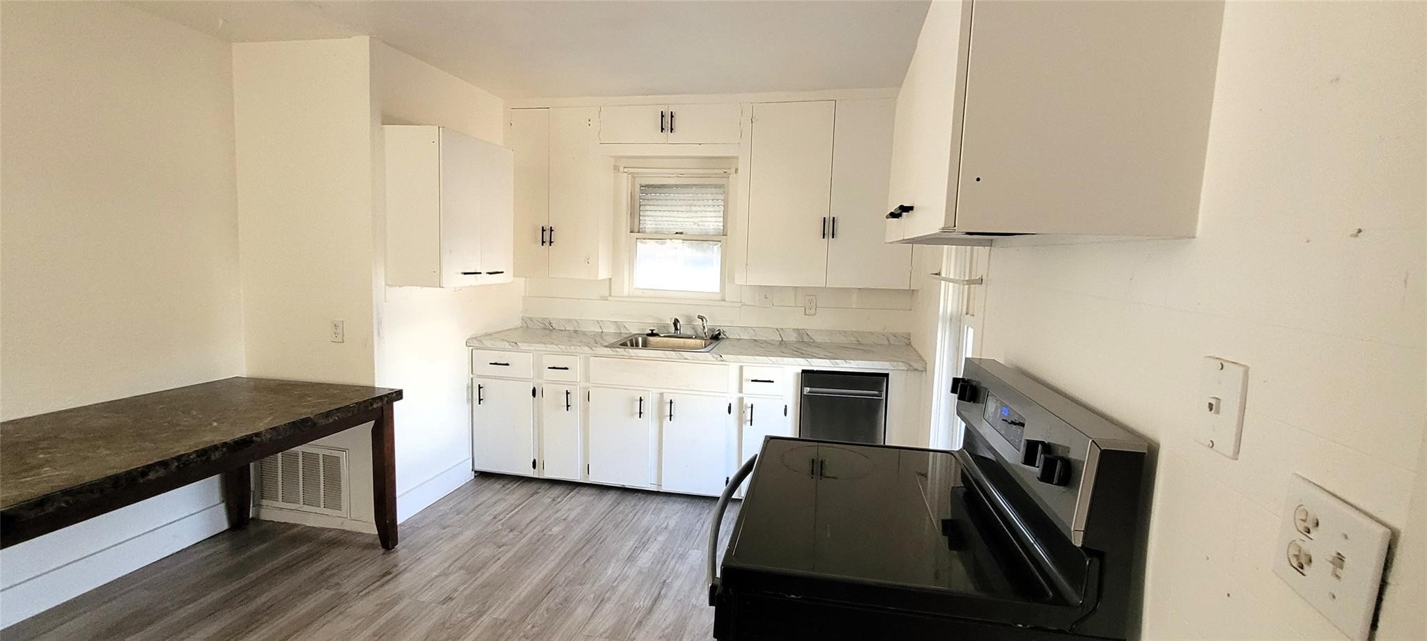 8112 Melrose Street E White Settlement TX 76108