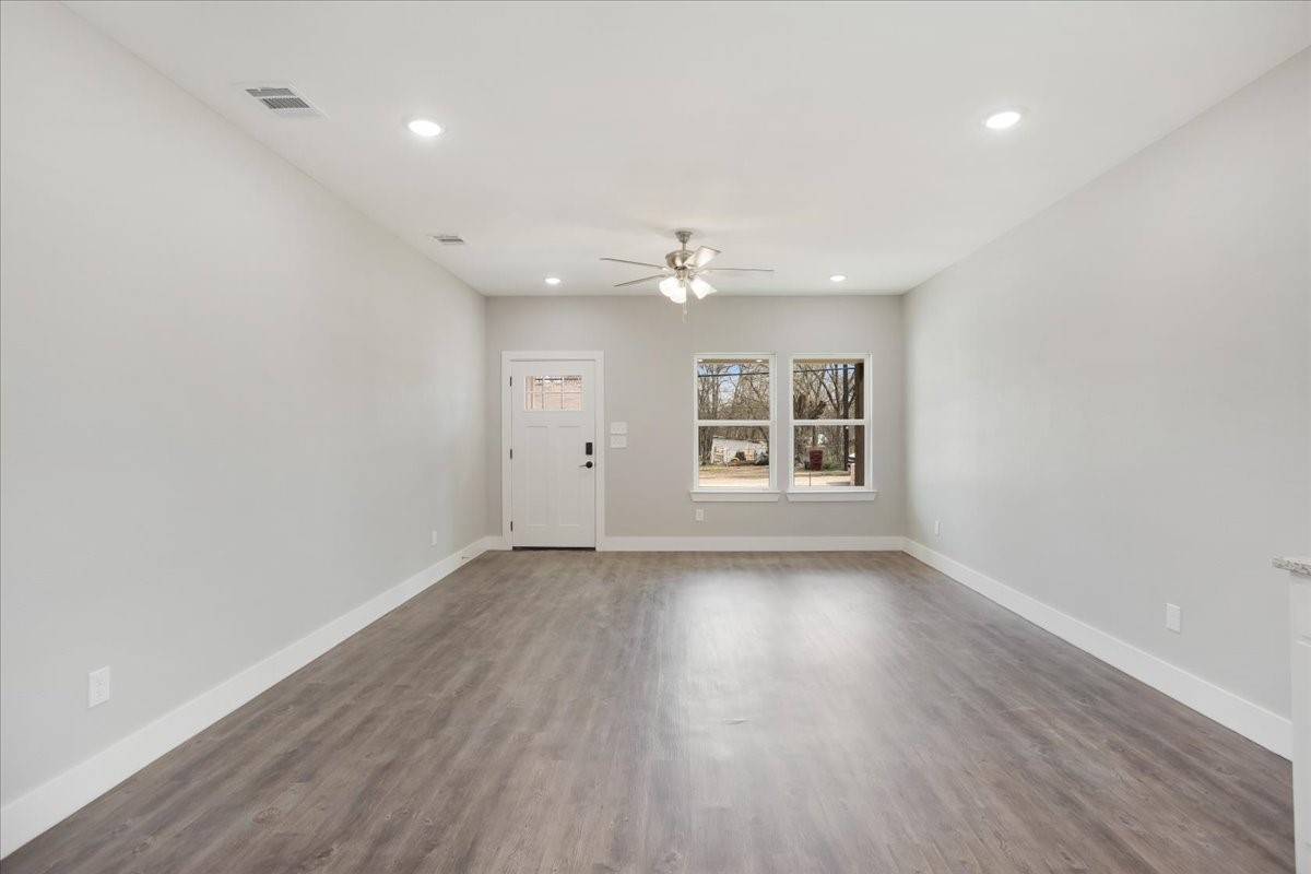 521 Gates Street Bonham TX 75418