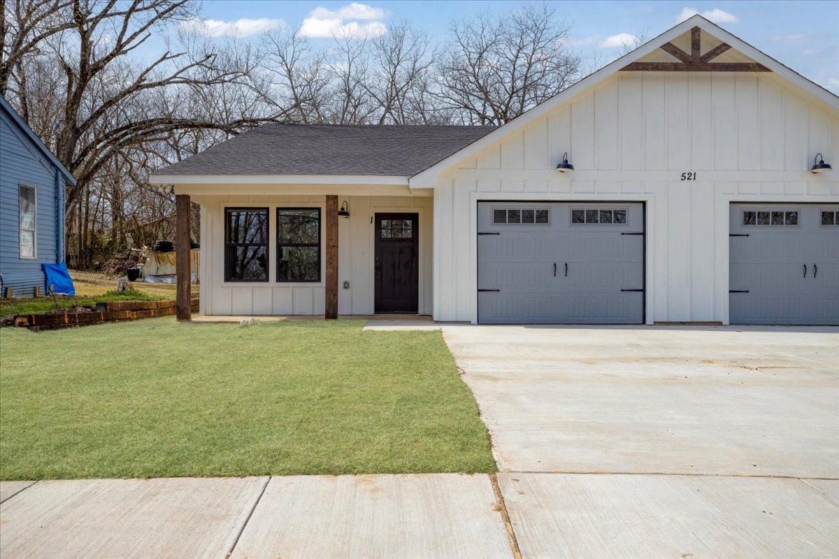521 Gates Street Bonham TX 75418