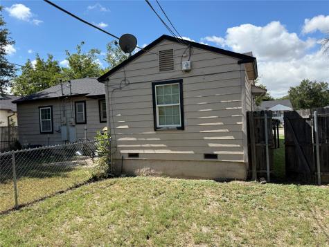 502 19th Street Grand Prairie TX 75050