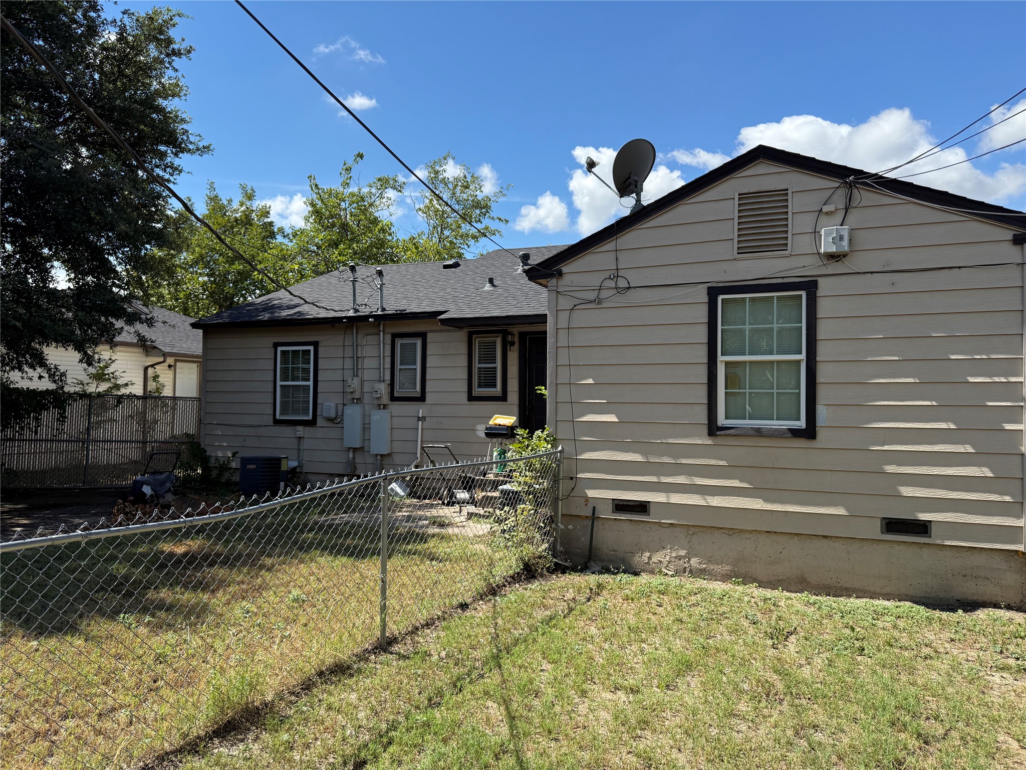 502 19th Street Grand Prairie TX 75050