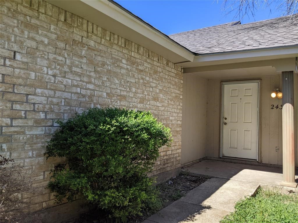 2433 Limestone Drive Arlington TX 76014