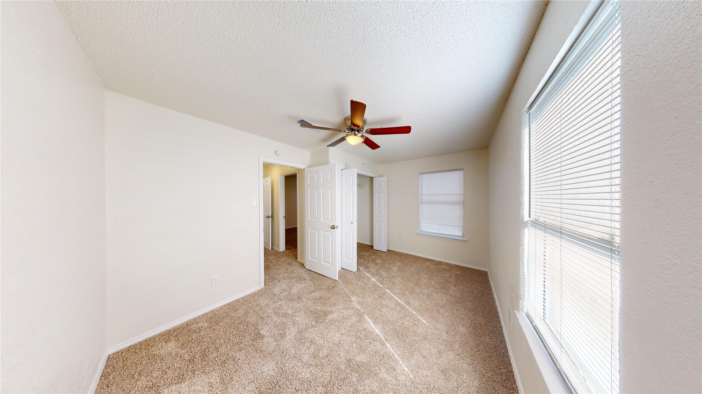 2117 W Walnut Street Garland TX 75042