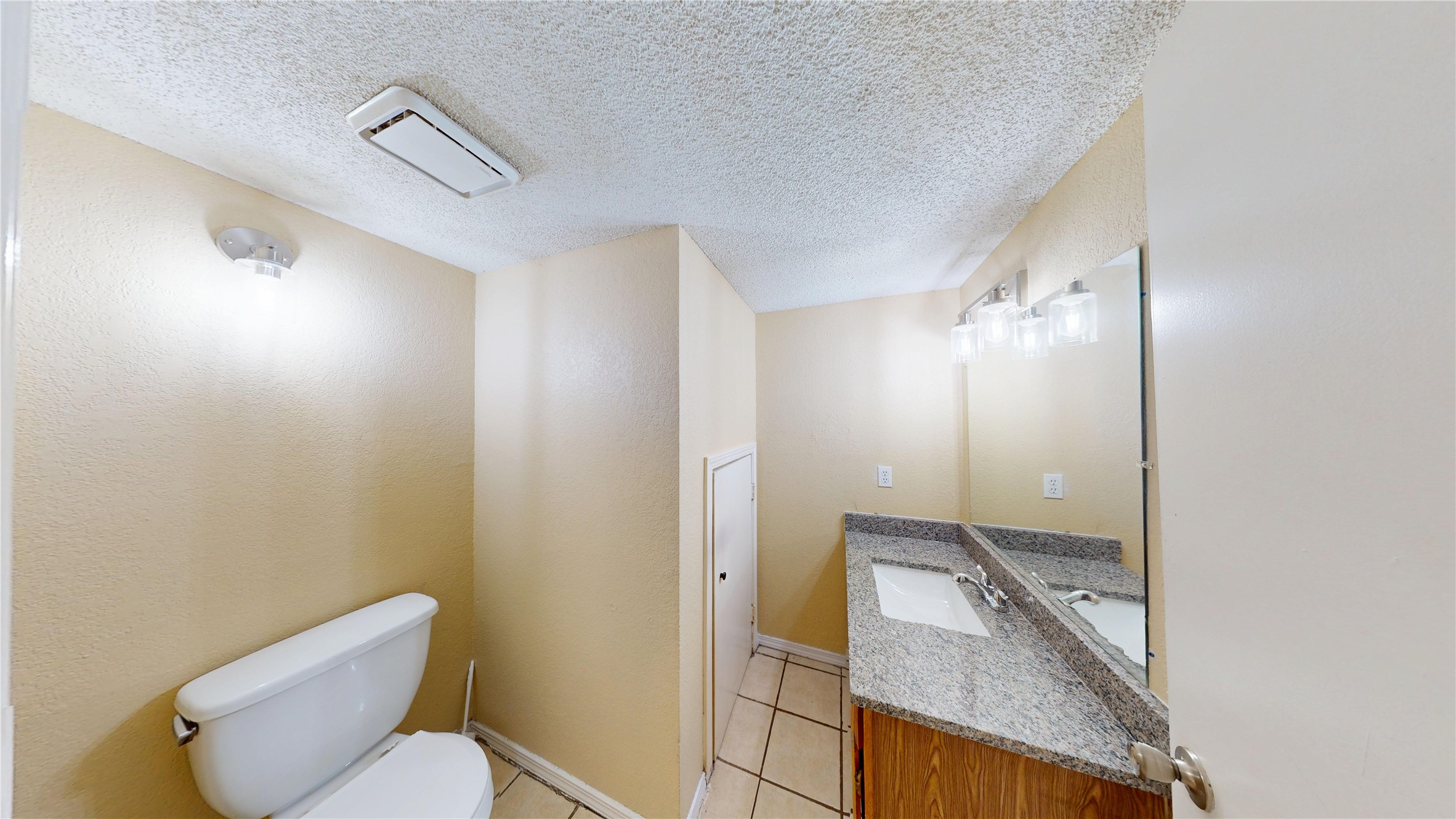 2117 W Walnut Street Garland TX 75042