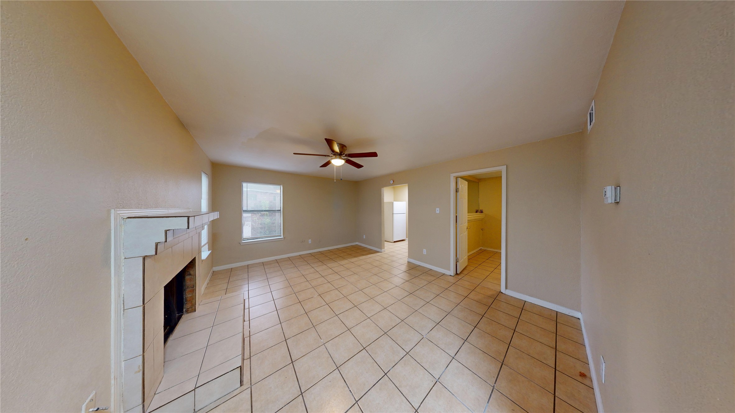 2117 W Walnut Street Garland TX 75042