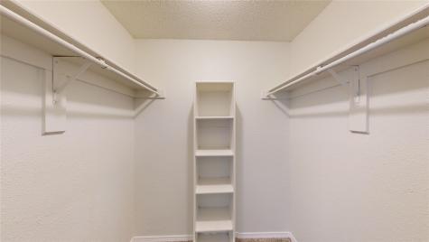2117 W Walnut Street Garland TX 75042