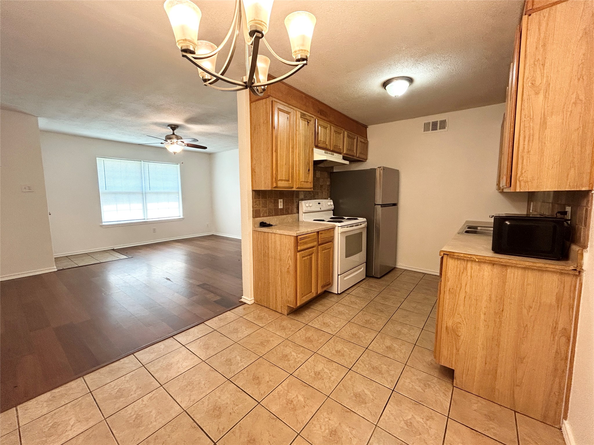 214 Locust Street S Sulphur Springs TX 75482