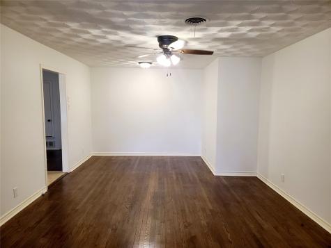 11040 Wyatt Street Dallas TX 75218