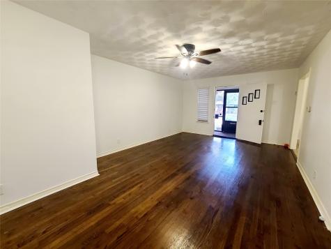 11040 Wyatt Street Dallas TX 75218