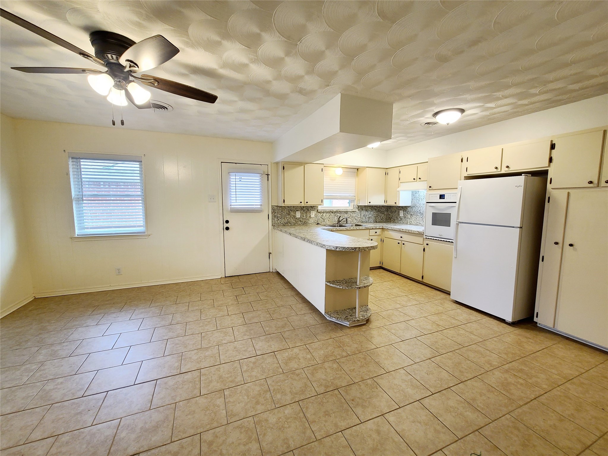 11040 Wyatt Street Dallas TX 75218