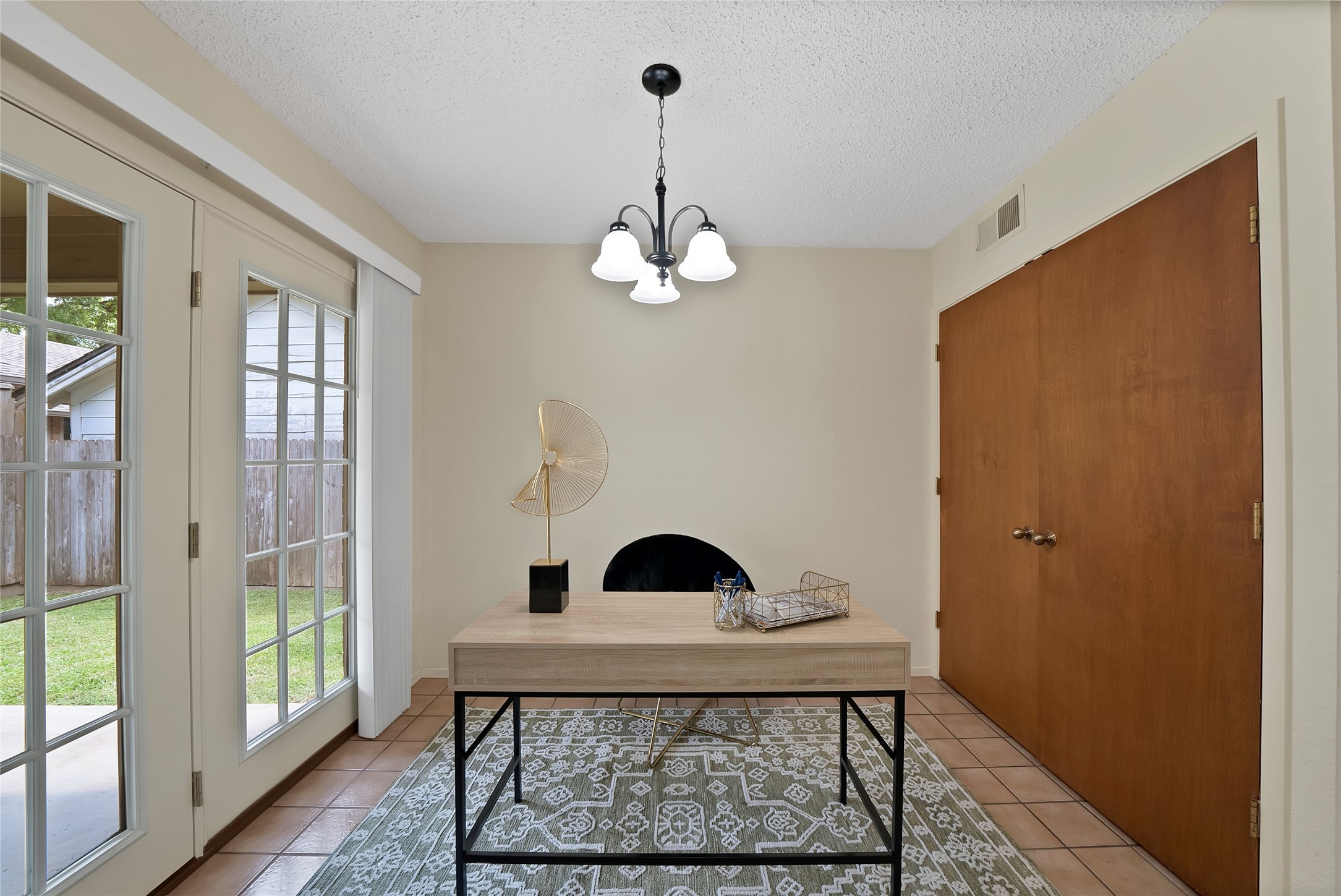 2415 Sanguinet Street Fort Worth TX 76107