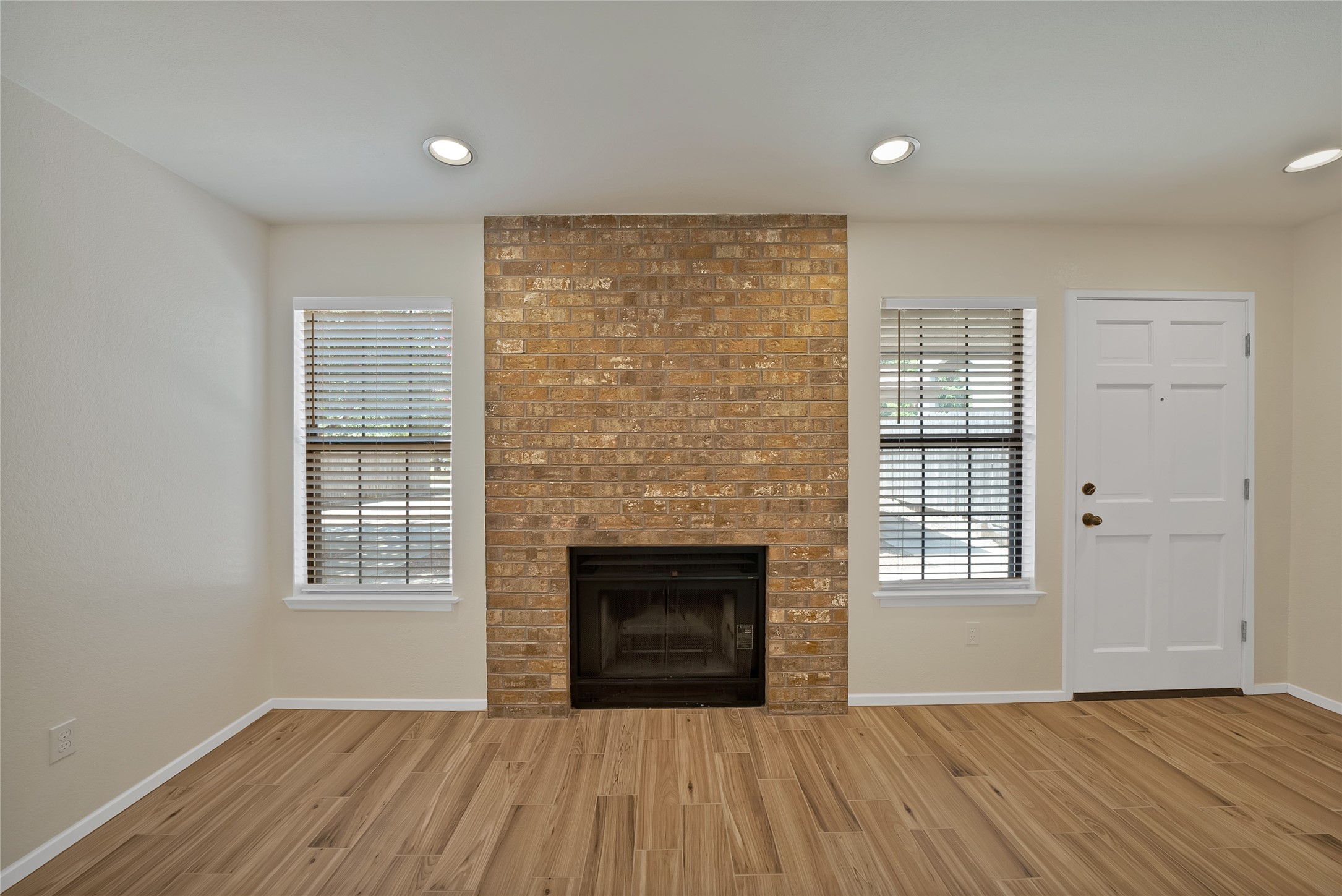 2415 Sanguinet Street Fort Worth TX 76107