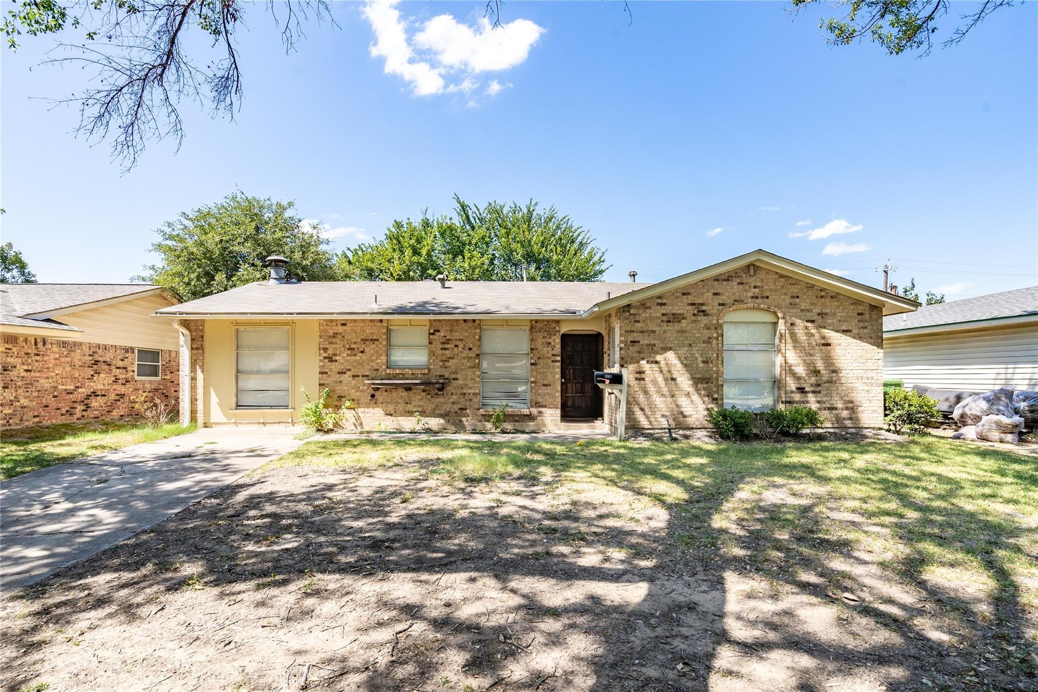 1809 Crockett Street Garland TX 75042
