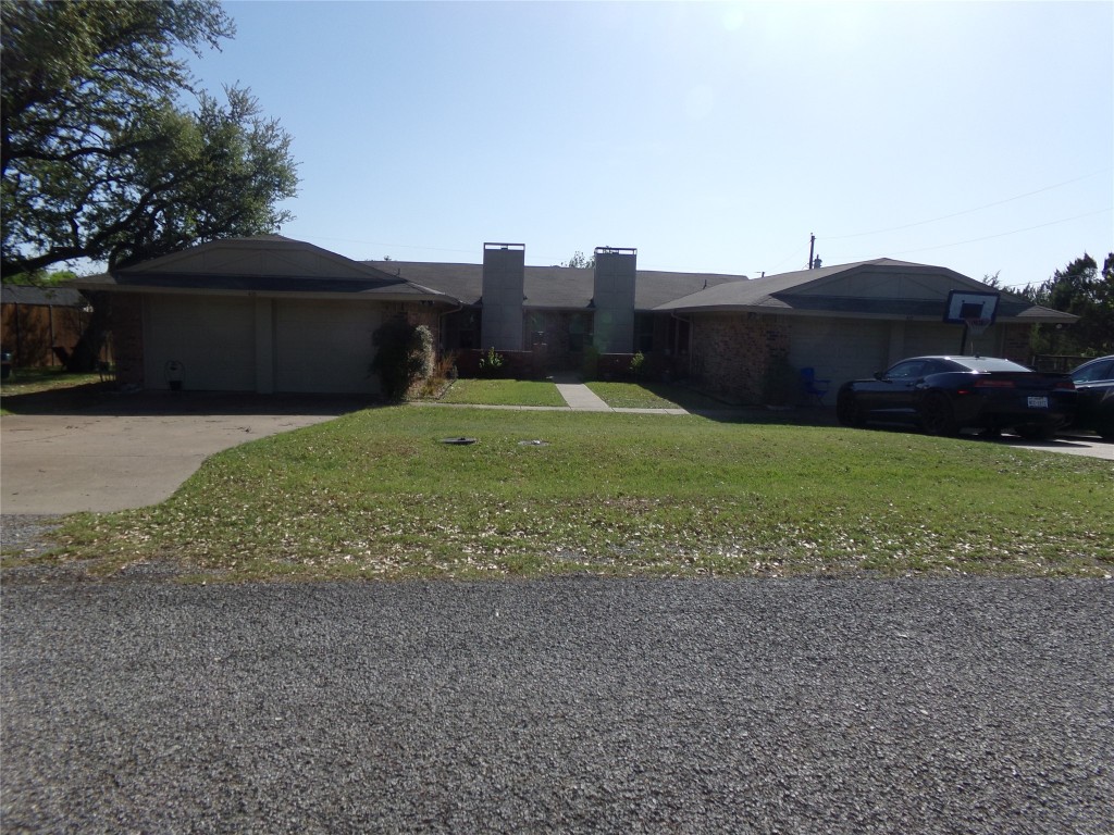 410-412 Ruckers Court Granbury TX 76049