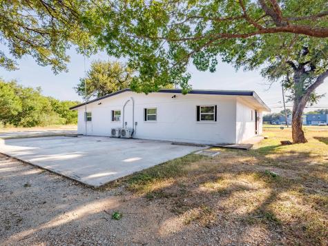 2904 4th Street Brownwood TX 76801