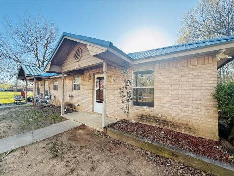 735 Anderson Road Reno TX 75462