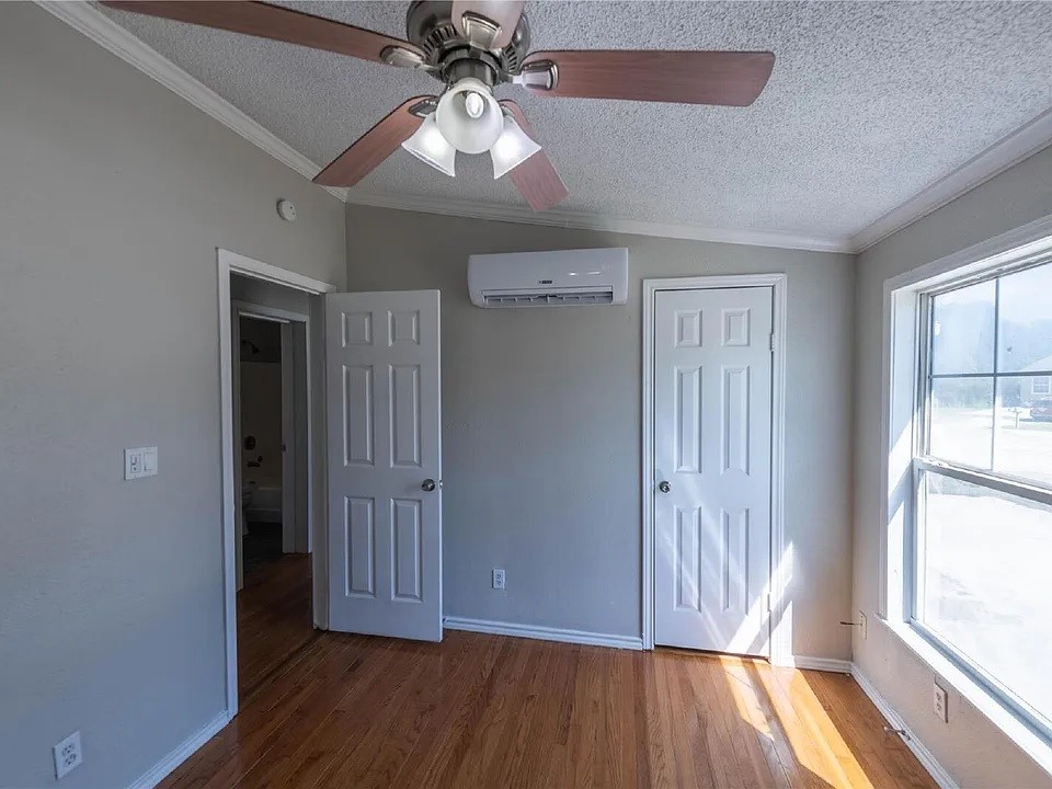 121 Windy Creek Springtown TX 76082