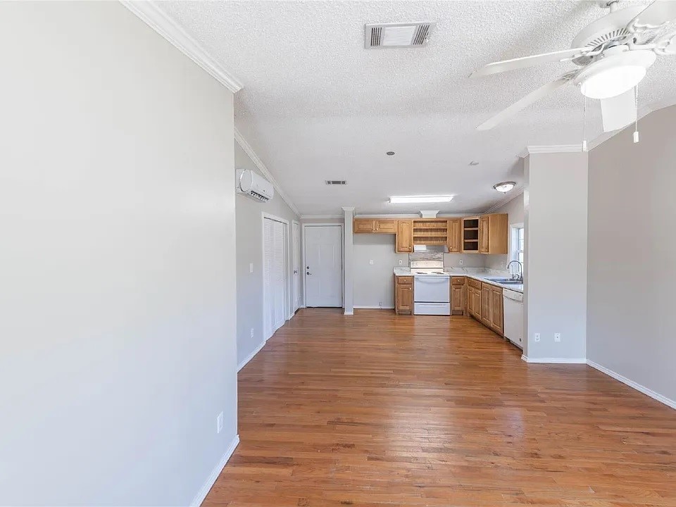 121 Windy Creek Springtown TX 76082