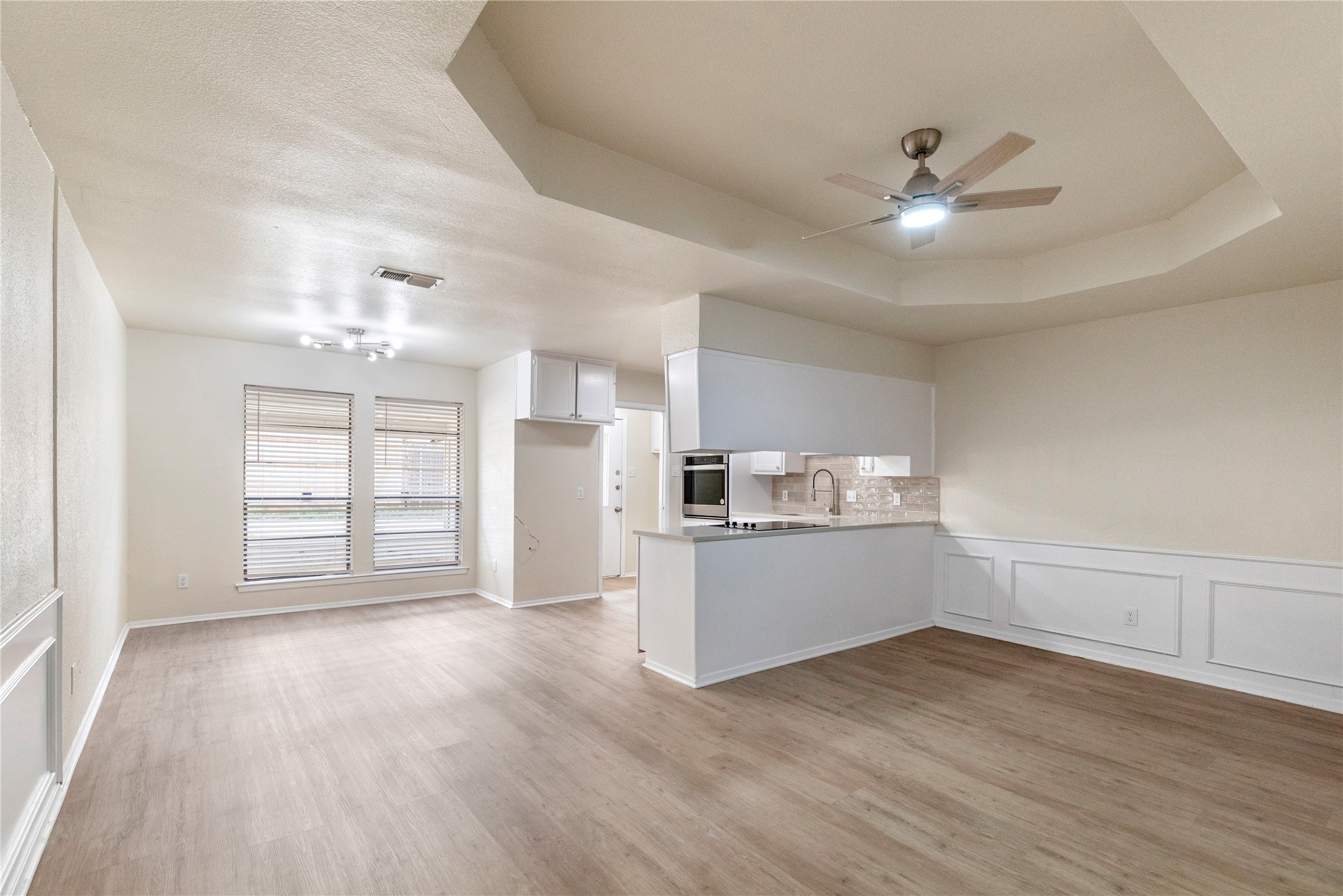 1608 Brown Trail Hurst TX 76054
