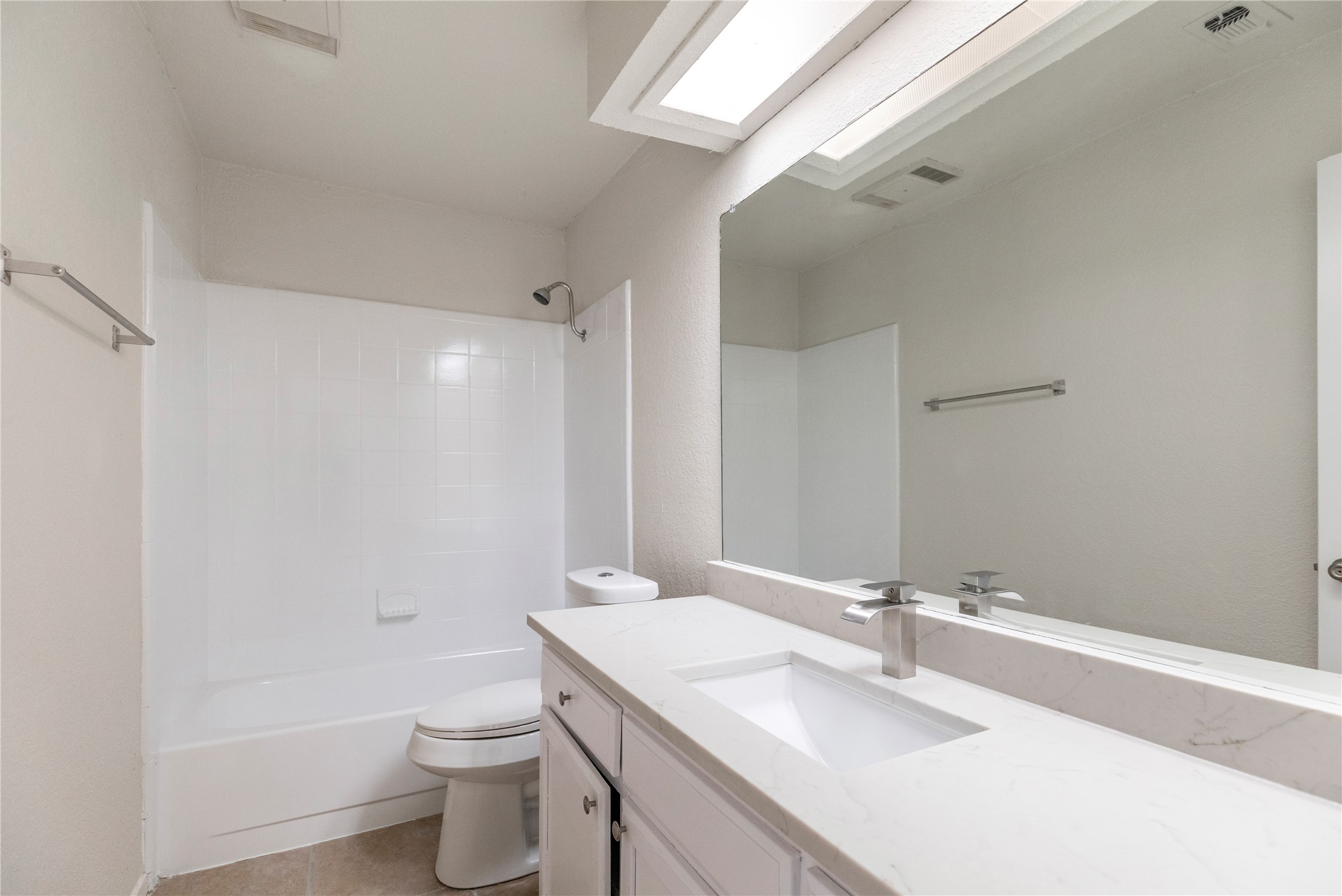 1608 Brown Trail Hurst TX 76054