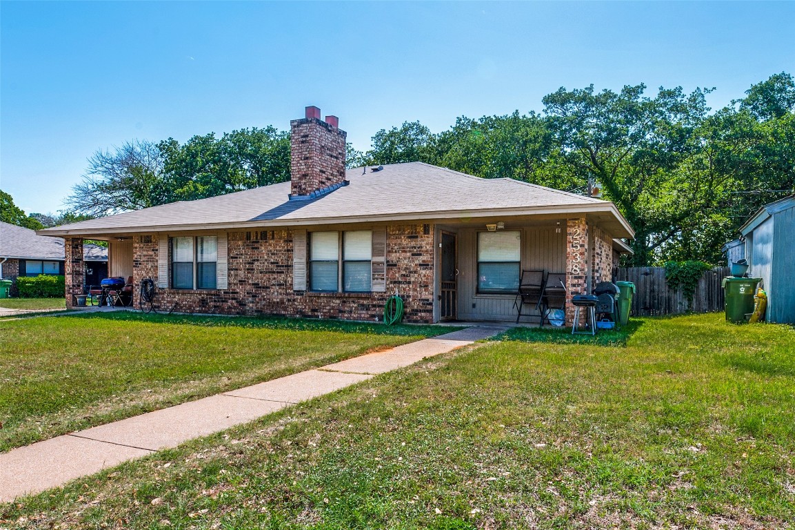 2538 Windy Pine Lane Arlington TX 76015