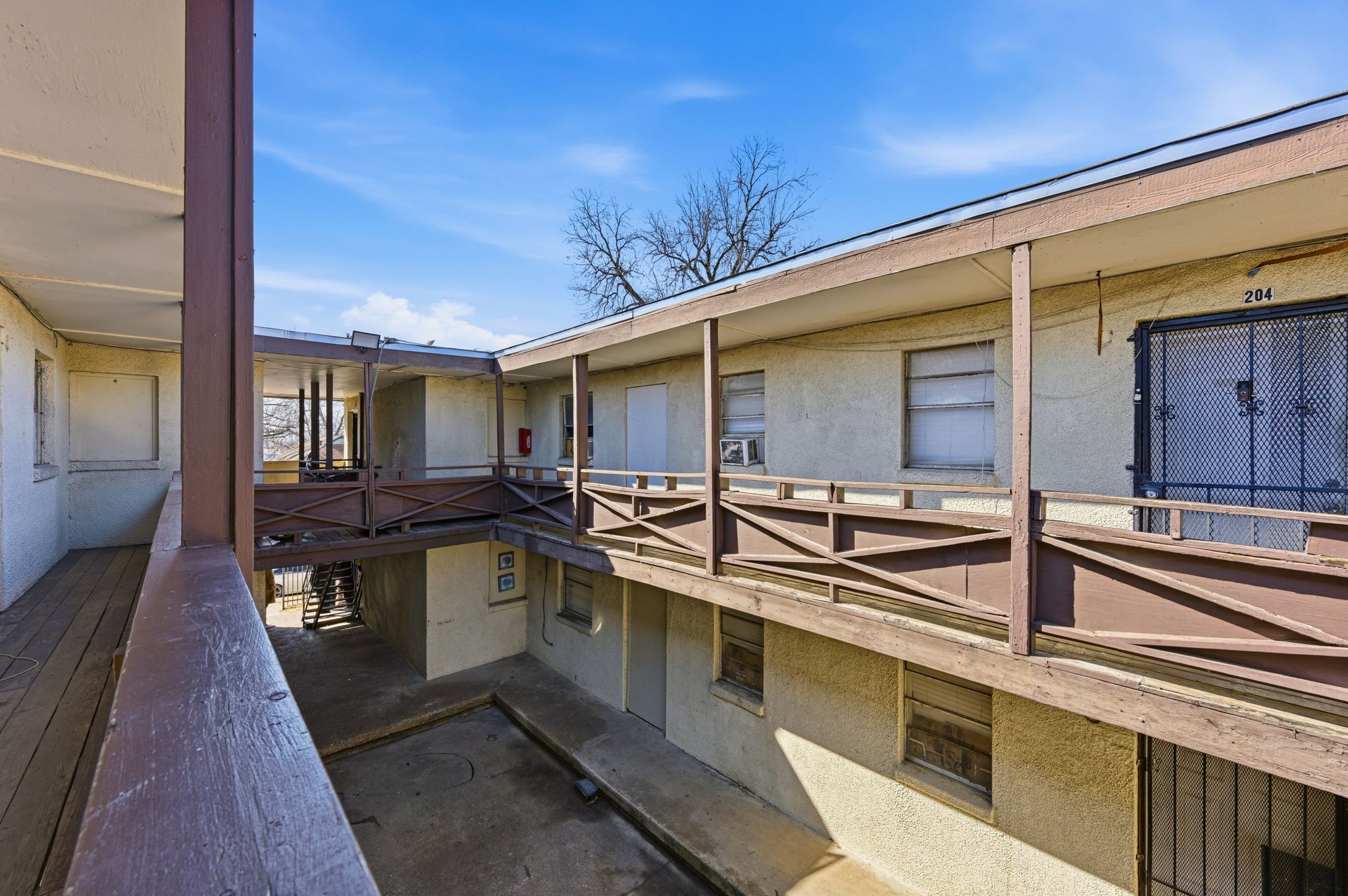 2718 Cleveland Street Dallas TX 75215