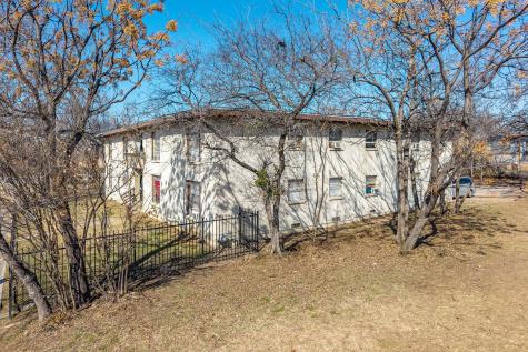 2718 Cleveland Street Dallas TX 75215