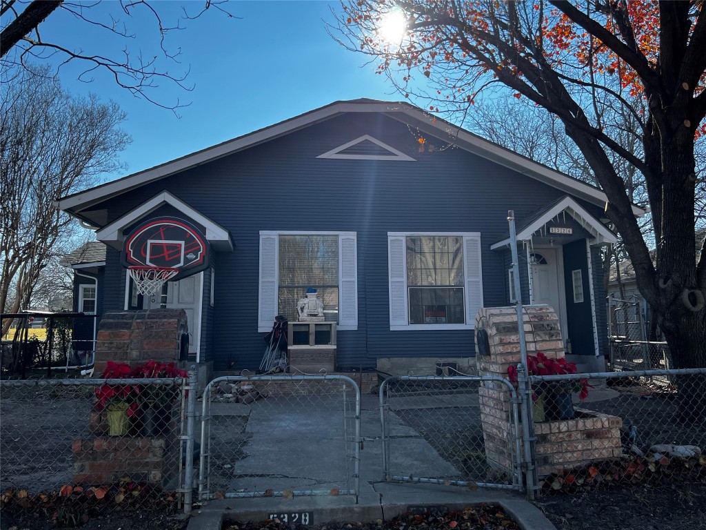 5328 Alton Avenue Dallas TX 75214