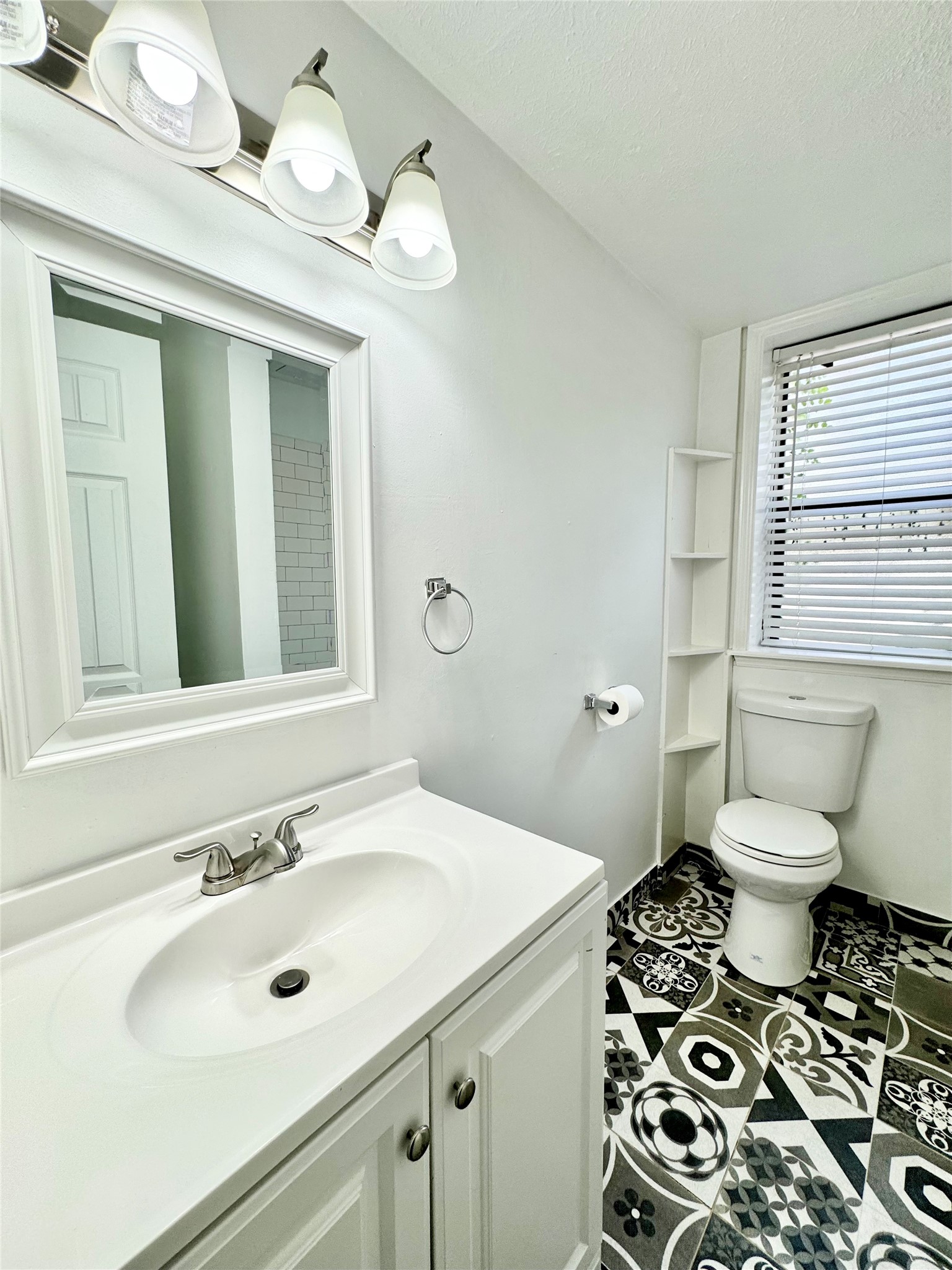 2309 Wesley Street Greenville TX 75401