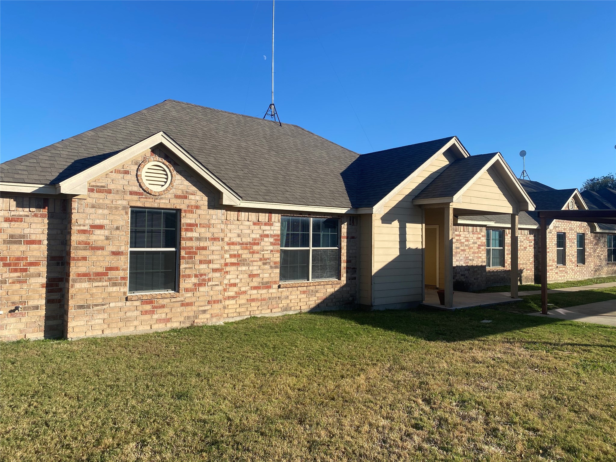 121-127 Sunburst Court Weatherford TX 76087