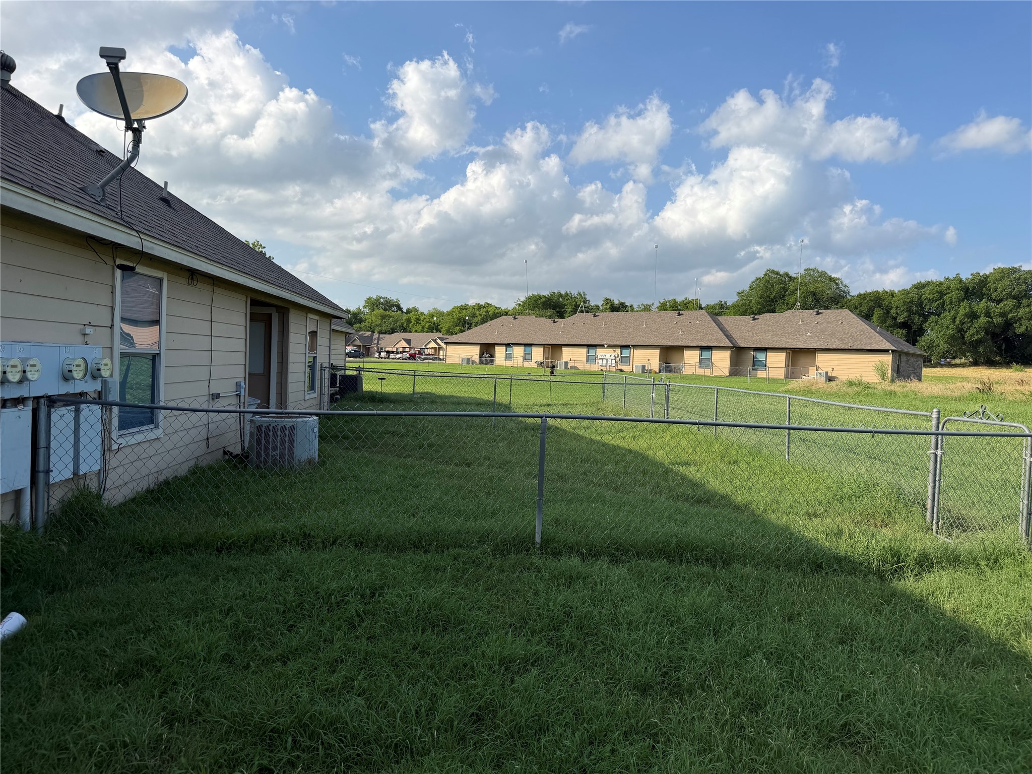 121-127 Sunburst Court Weatherford TX 76087