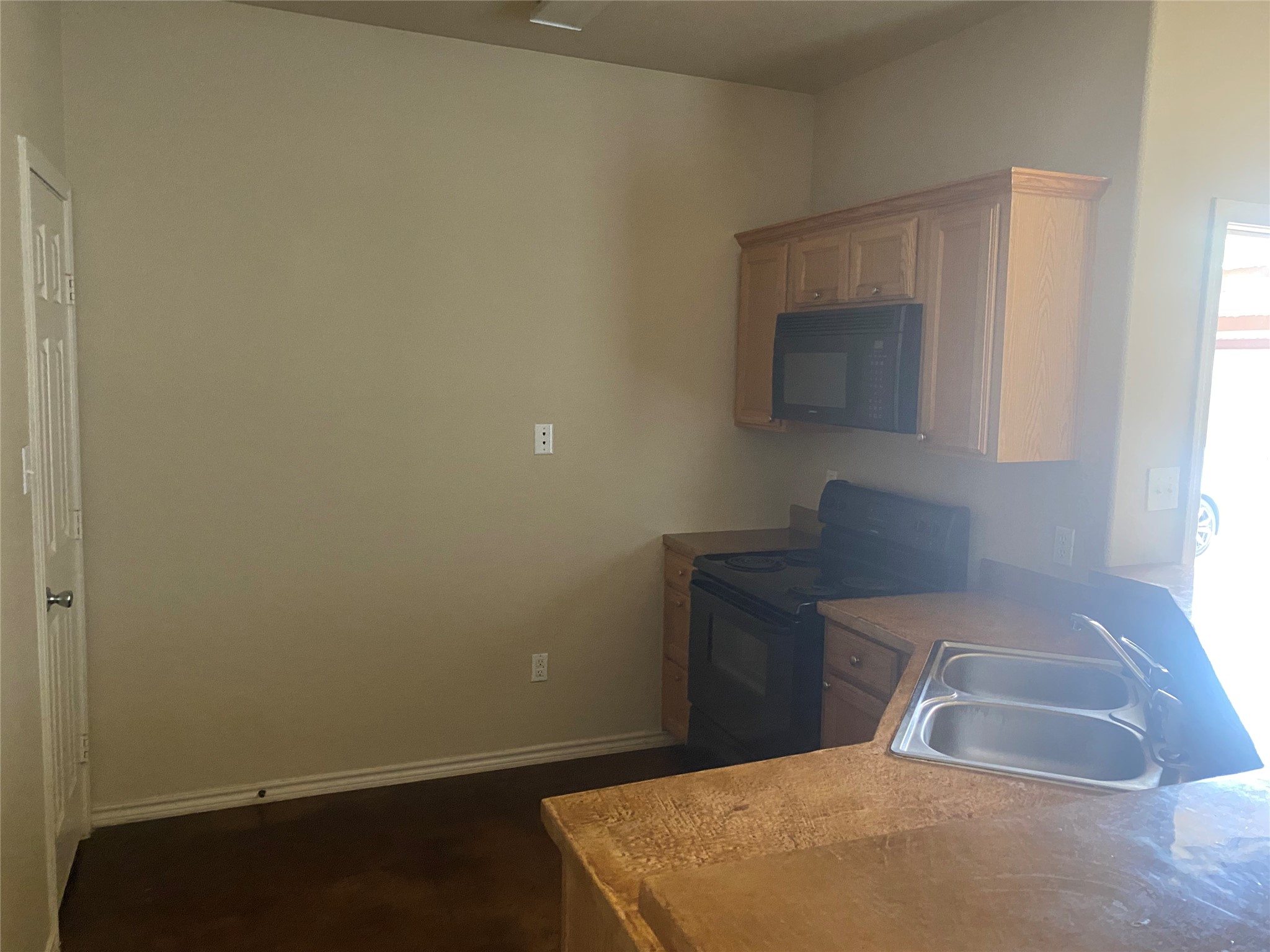 121-127 Sunburst Court Weatherford TX 76087