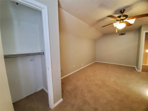 3016-3022 N Bell Avenue Denton TX 76209