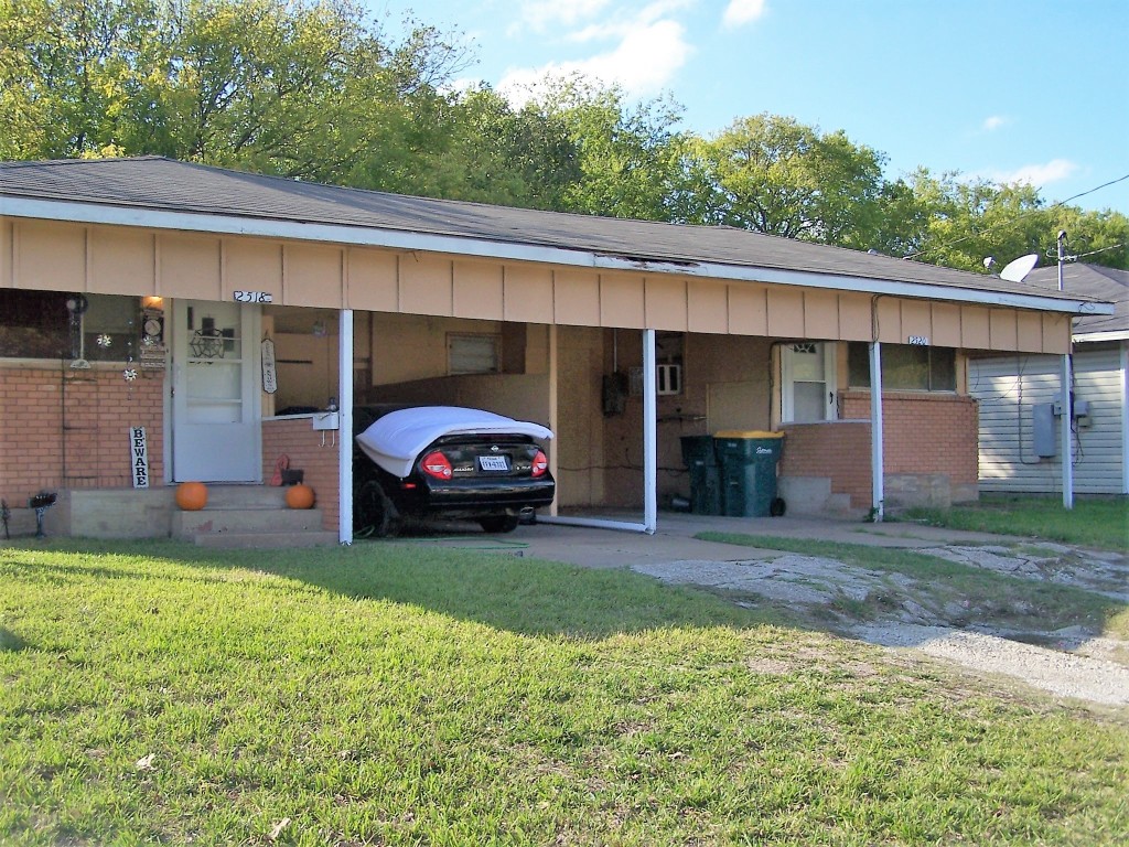2518-2520 N Hickory Street Sherman TX 75092
