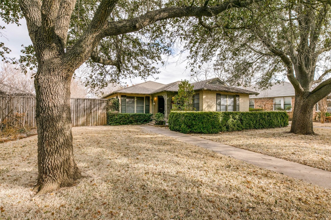 948 N Windomere Avenue Dallas TX 75208