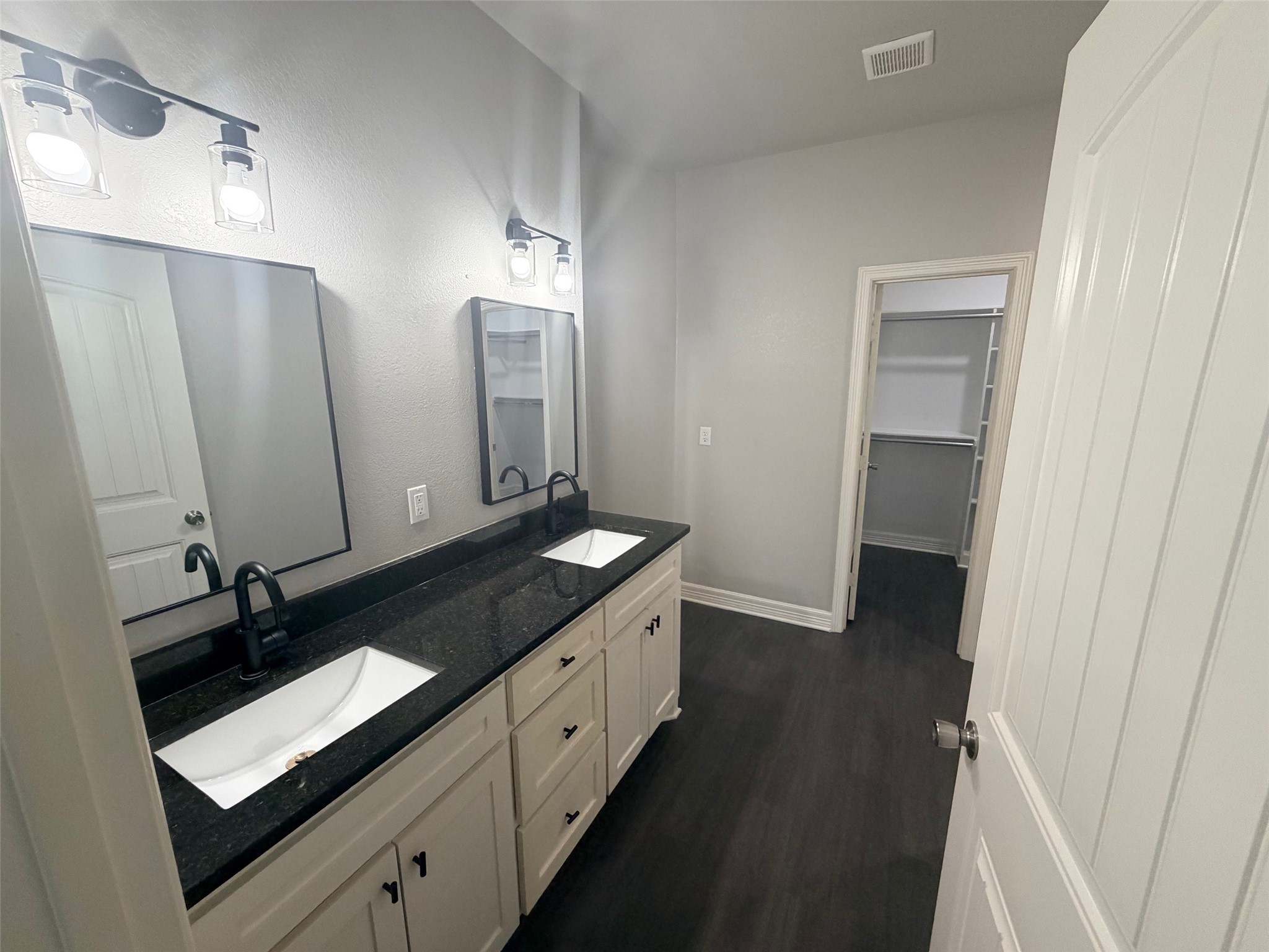 501 W Vance Tyler TX 75702