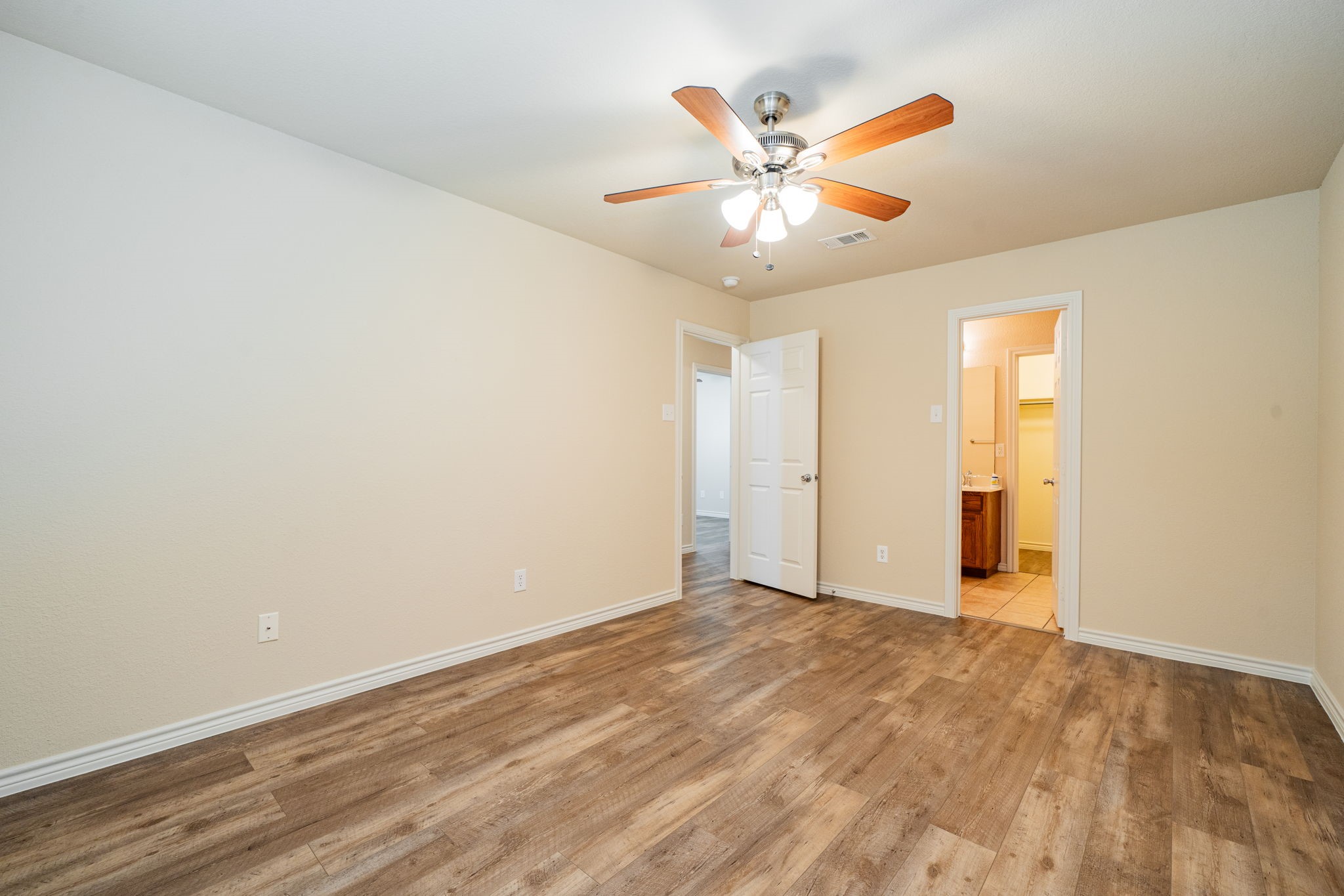 26 Duplex Portfolio Commerce TX 75428