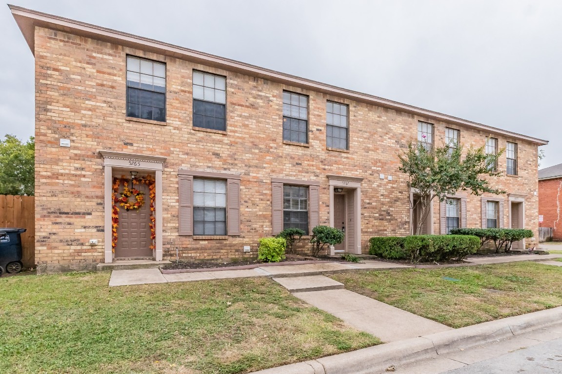 5765 Shadydell Drive Fort Worth TX 76135