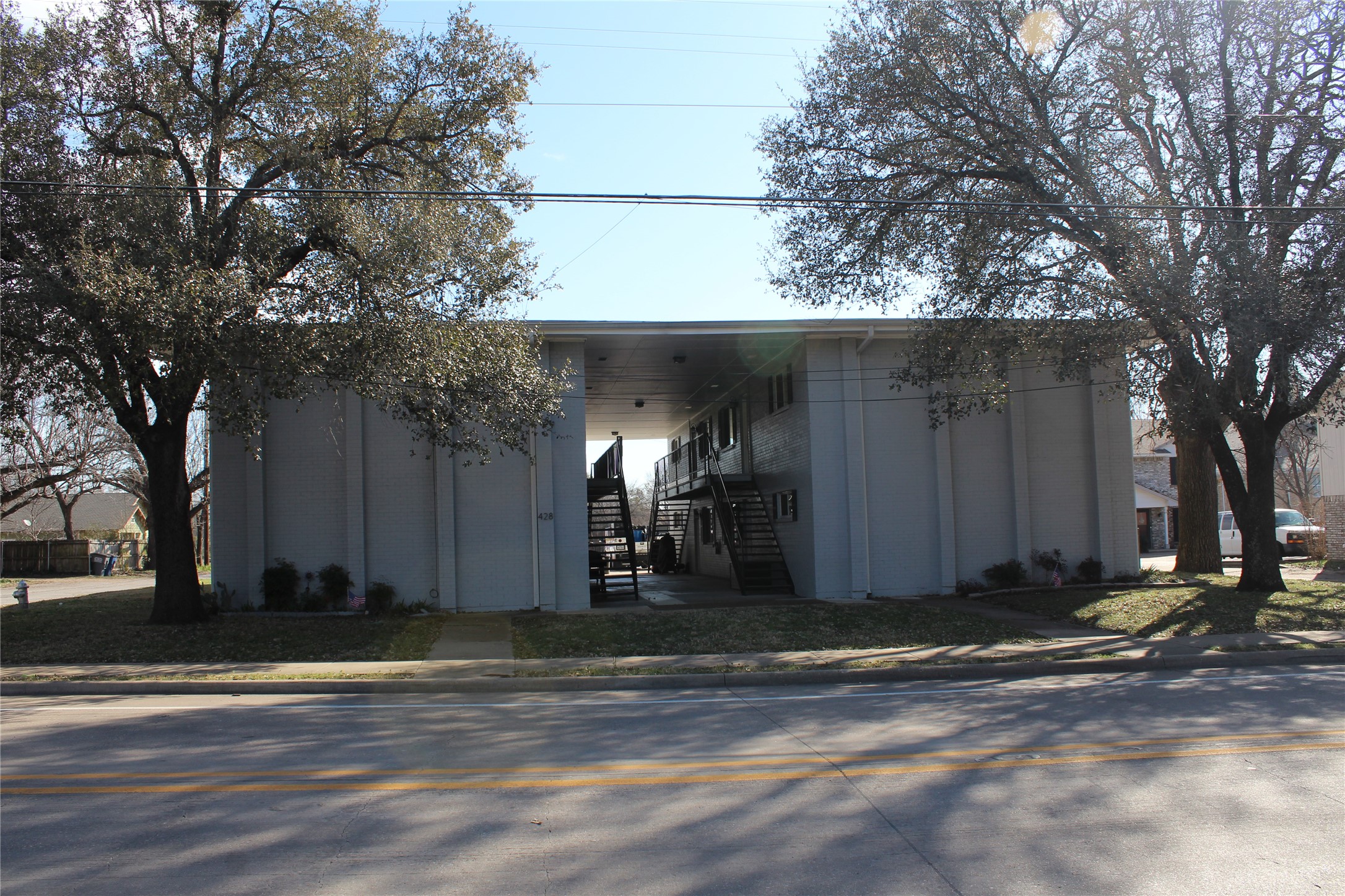 428 N Dallas Avenue Lancaster TX 75146