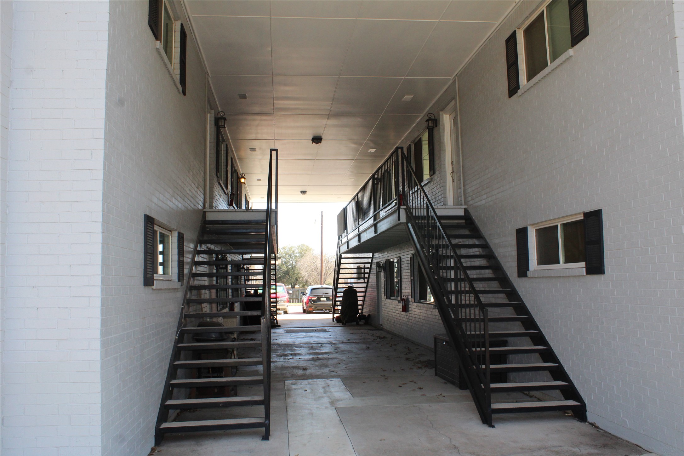 428 N Dallas Avenue Lancaster TX 75146