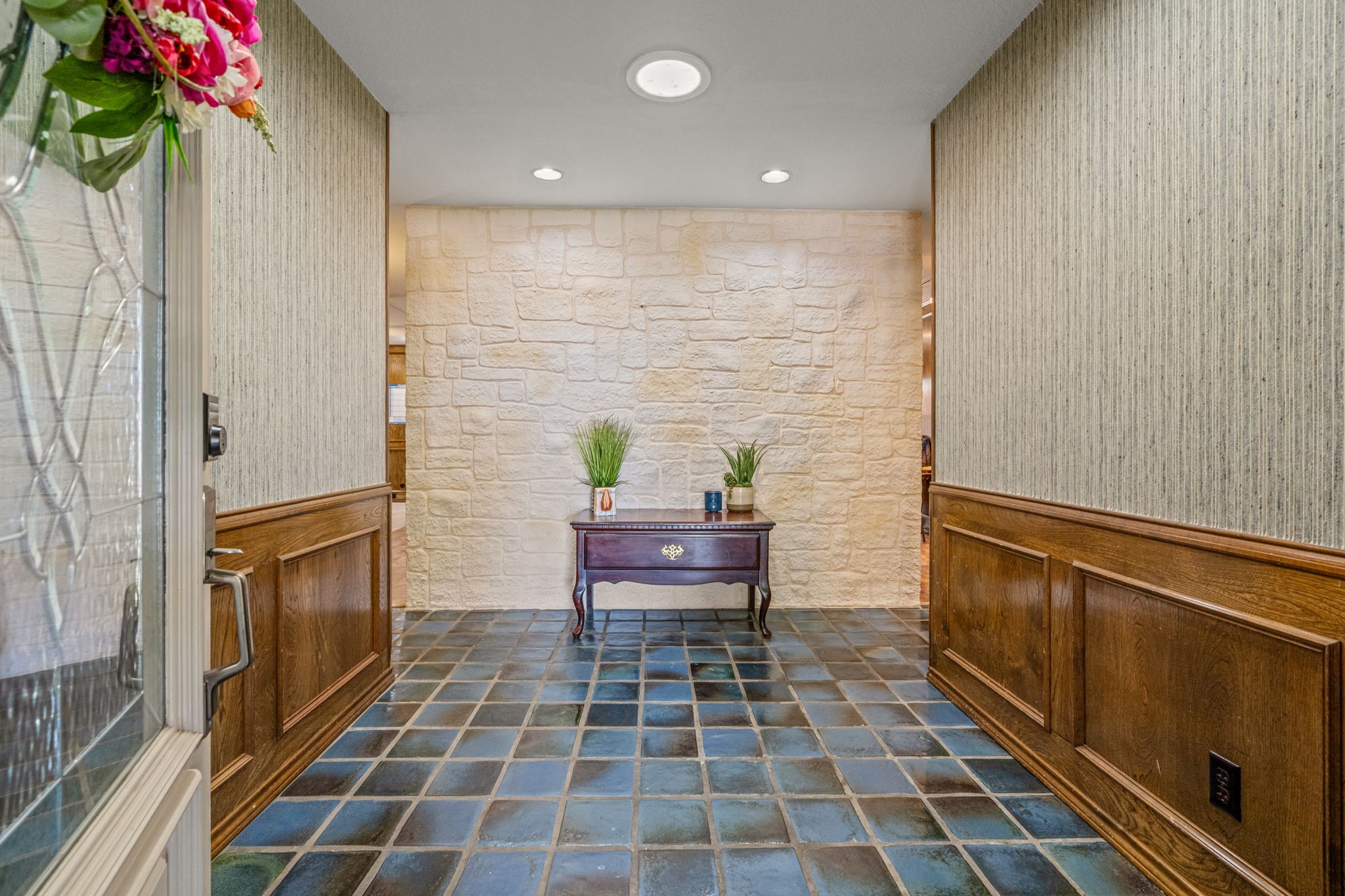 5111/5109 Ledgestone Drive Fort Worth TX 76132