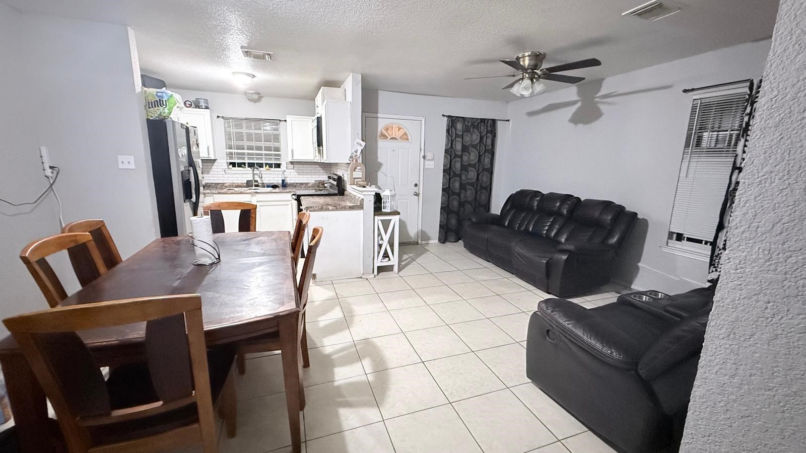 1419 E Robert Street Fort Worth TX 76104