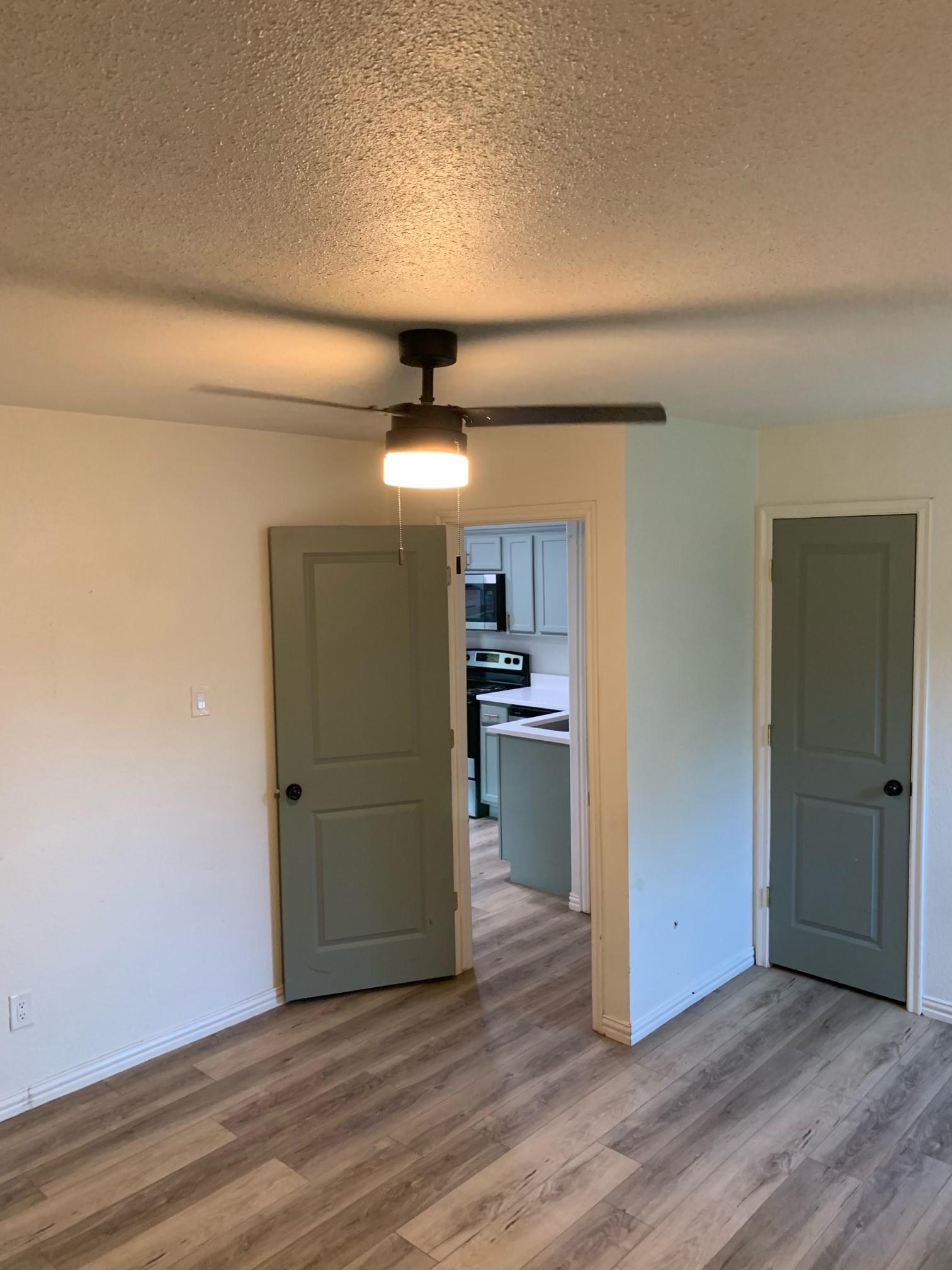 203 E Bremond Street Ennis TX 75119