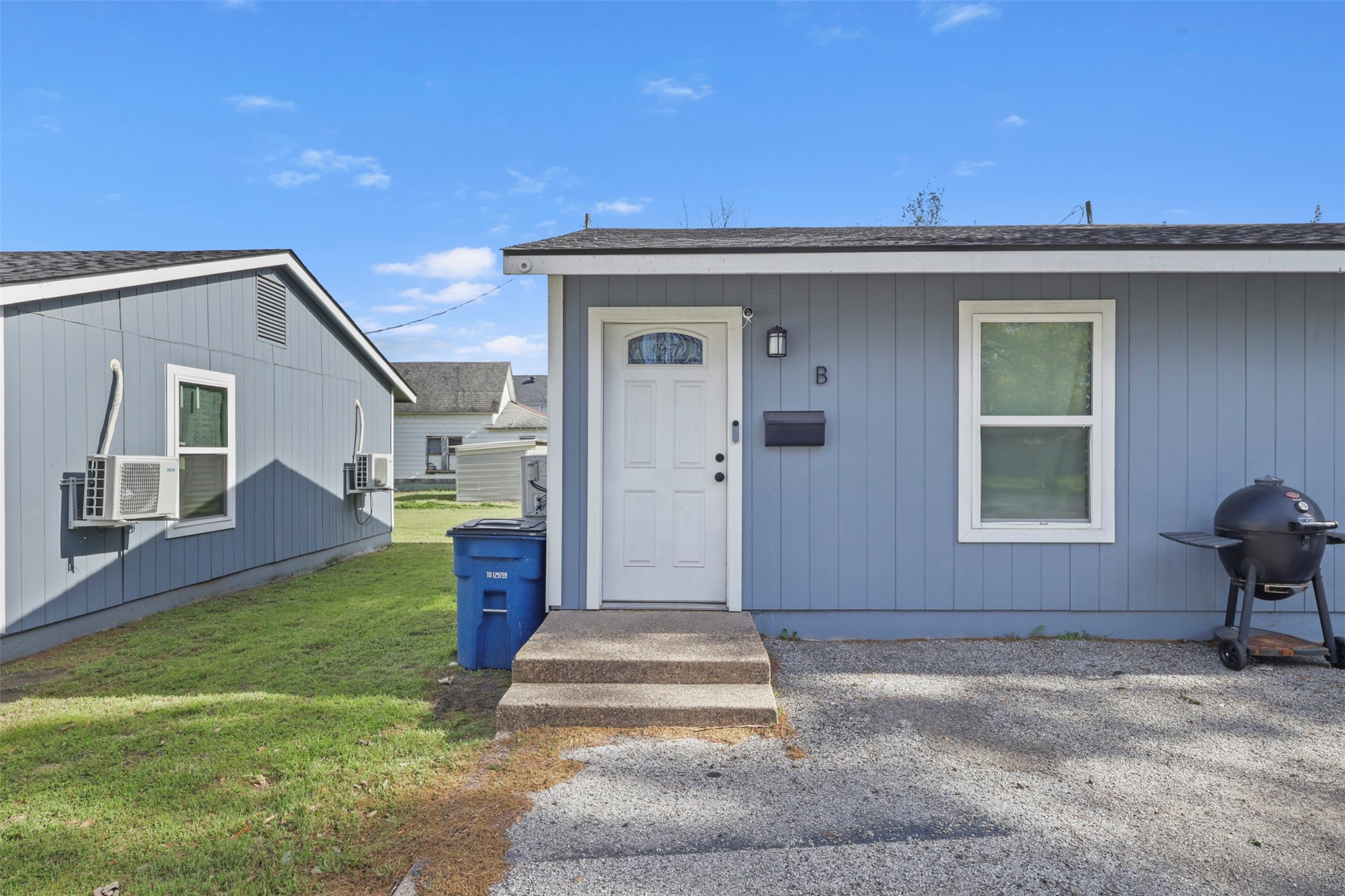 203 E Bremond Street Ennis TX 75119