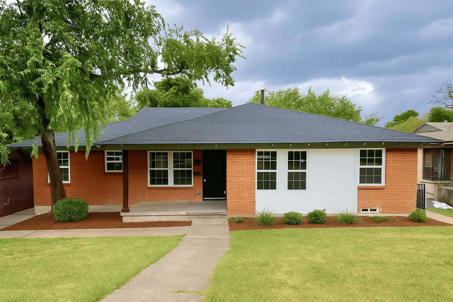 921 Fernwood Avenue Dallas TX 75216